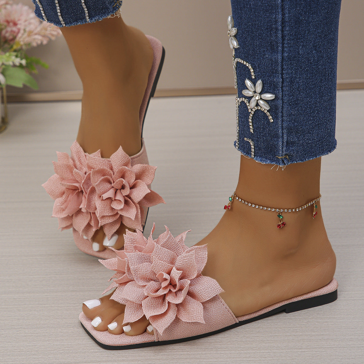 Female Creative Flower Square Headed Flat Bottomed Slippers