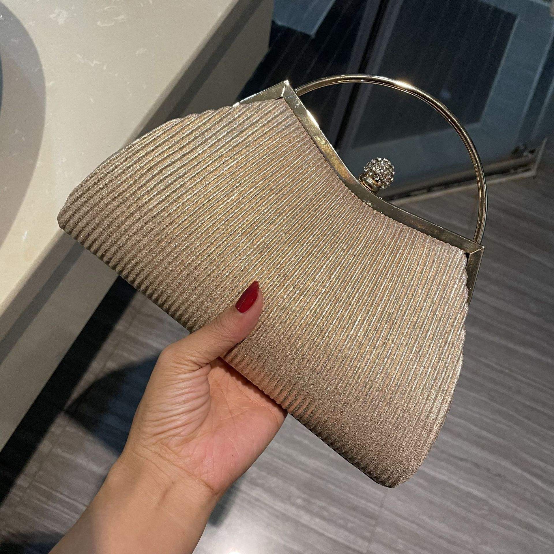 Evening Dress Handbag Banquet Bag Diamond Studded Formal Dress Bag Ladies Pleated Party Clutch