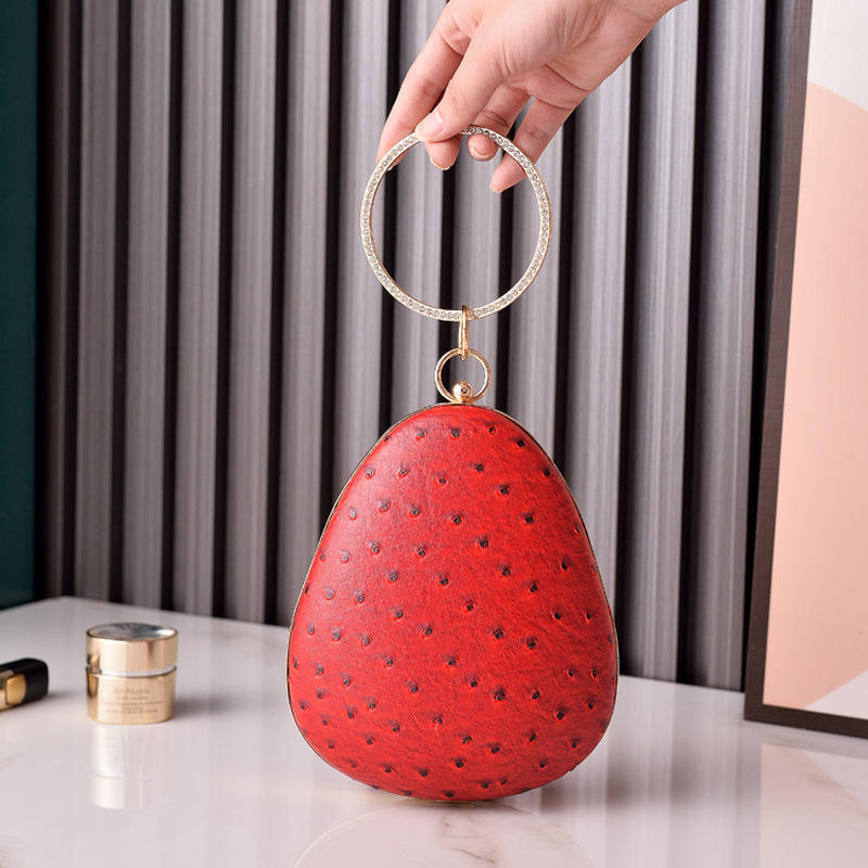 New Ostrich PU Party Handbag Strawberry Chain