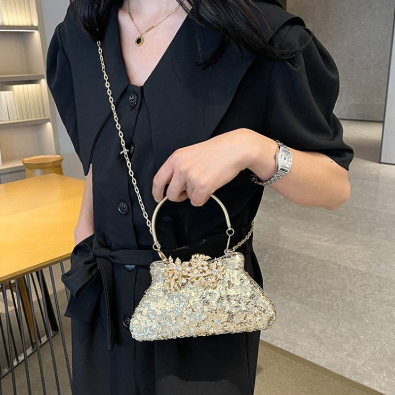 Elegant Textured Ladies Crossbody Bag Personality Female Chain Handbags Purse