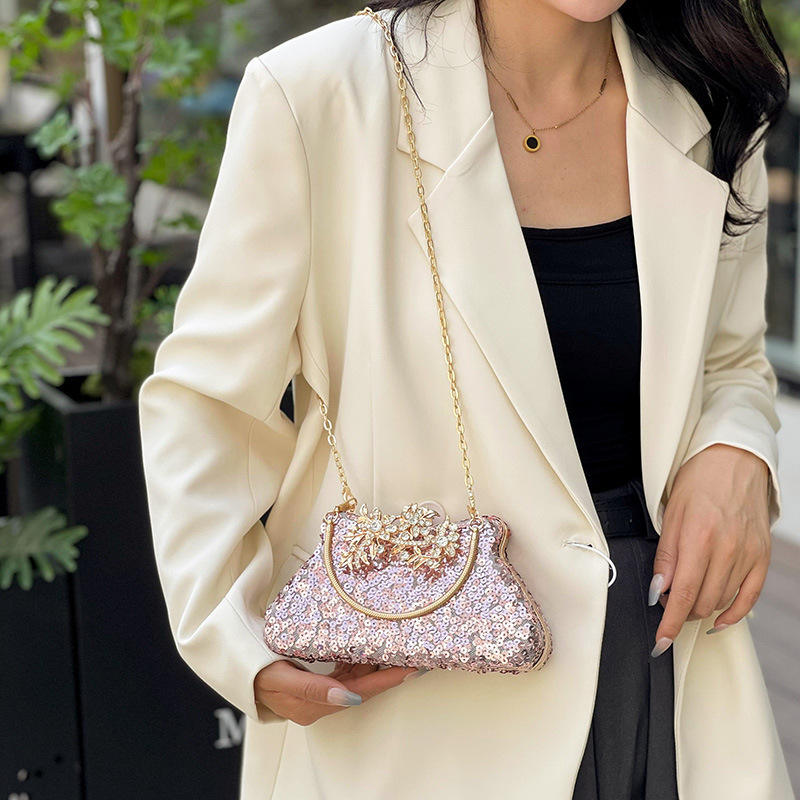 Elegant Textured Ladies Crossbody Bag Personality Female Chain Handbags Purse
