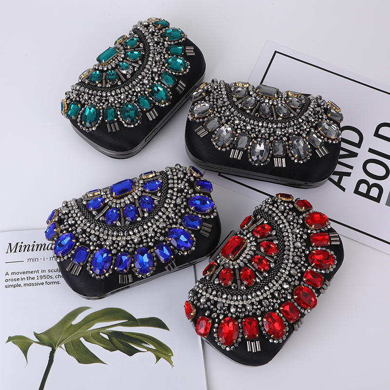 Women Fashion Classic Clutch Satchel Evening Bag with Chain Strap and Magnetic Closure