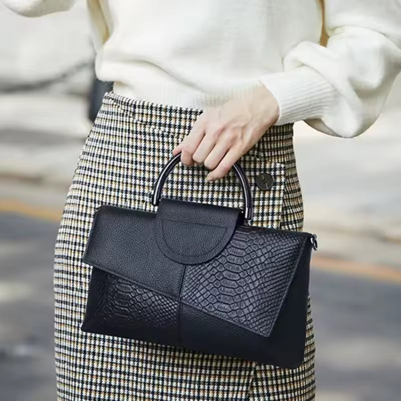 High-End Women's Snake Crocodile Pattern Clutch Bag