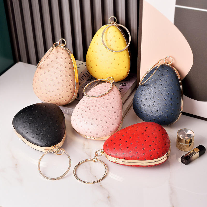 New Ostrich PU Party Handbag Strawberry Chain