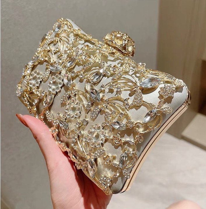 Retro Banquet Handheld Dress Chain Bride Clutch Purse Women Luxury Wedding Prom Party Rhinestone Evening Bag