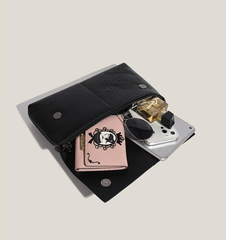 High-End Women's Snake Crocodile Pattern Clutch Bag