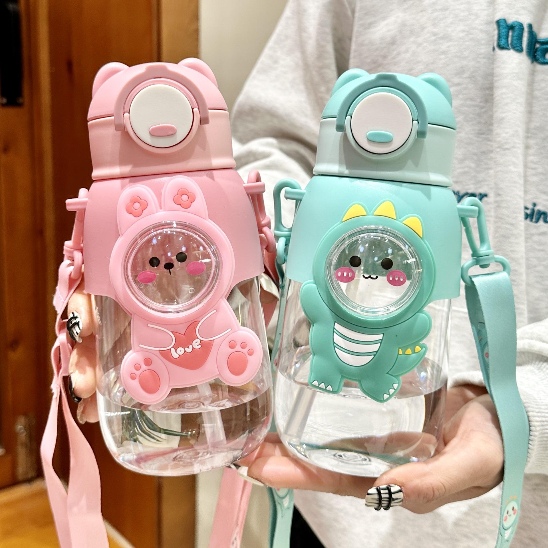 Summer Children's Plastic Straw Water Cup Cute Cartoon Design for Boys and Girls Portable and Drop Resistant Cup for Student