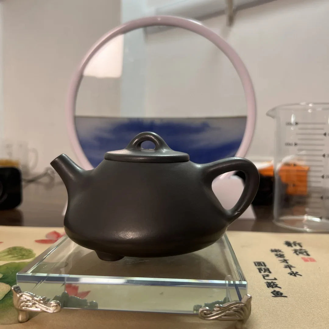 Yixing Black Clay Teapot Filter Kettle Archaize Tea Pot Drink Puer Tea Ceremony Supplies Teaware Drinkware Set 200ML