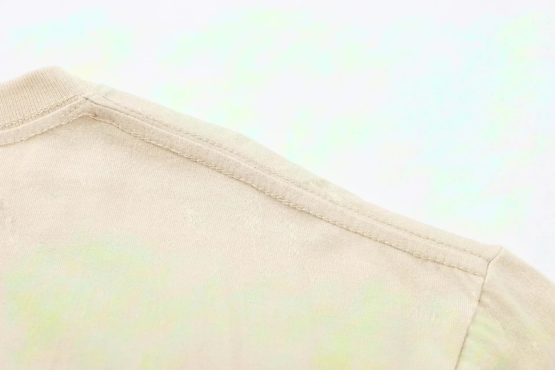 New short-sleeved cotton summer T-shirt A loose round-neck stylish and breathable top suitable for men and women practical