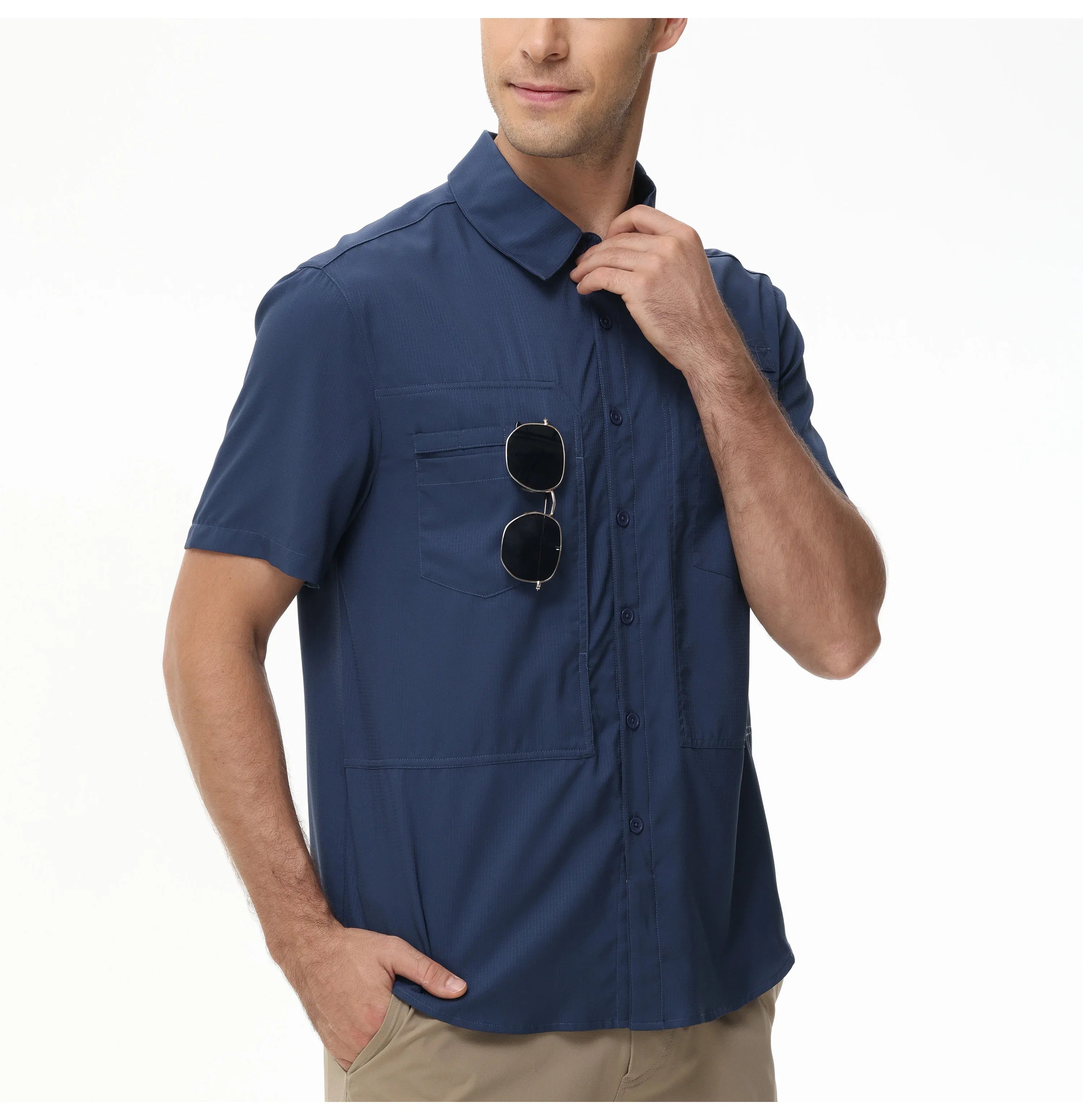 Men's Short Sleeve Lightweight Fishing Shirts, UPF 50+ Breathable Cargo Shirt, Button Down Tactical Shirts with Zip Pocket
