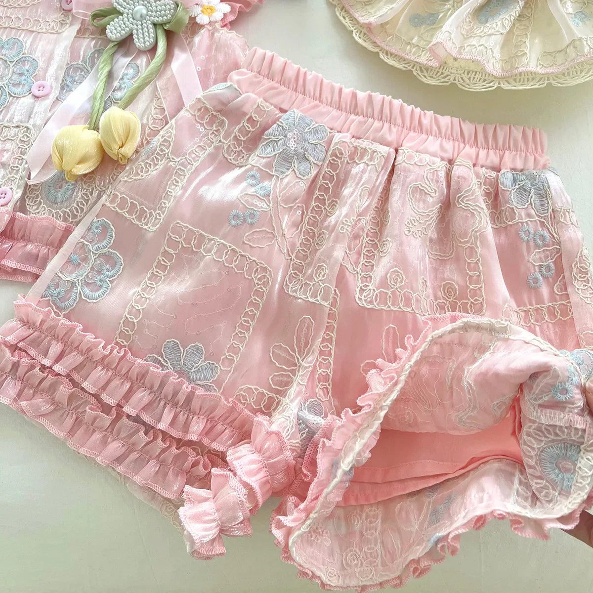 Baby Girls Summer Clothes Sweet Lace Embroidery Flowers 3pcs Sets Tops Shirts+shorts+hat,Kids Children Princess Clothes