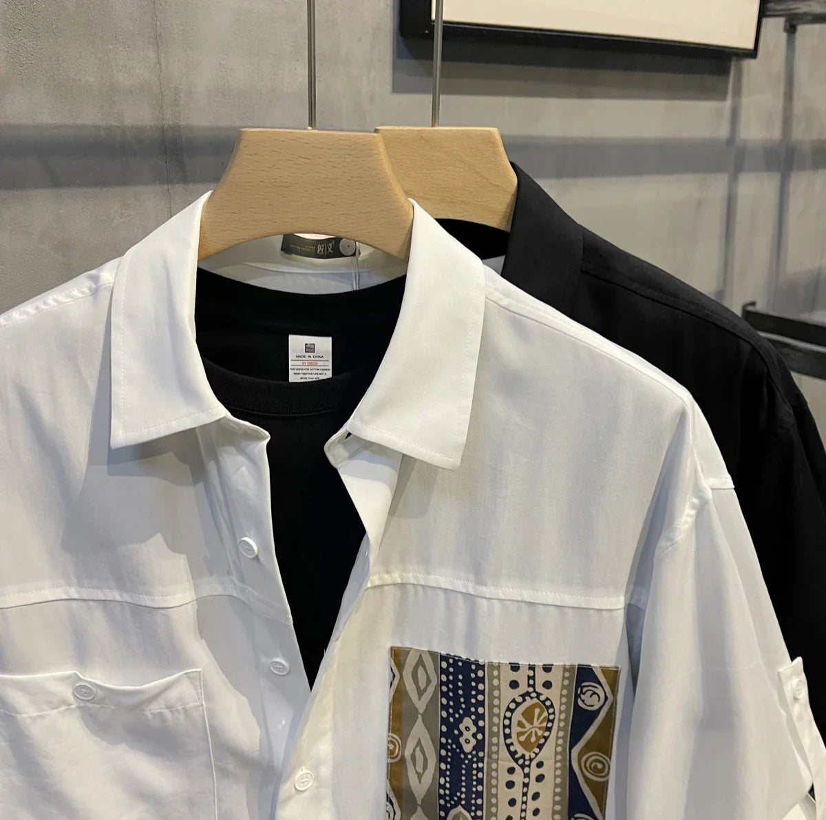 Short Sleeve With Pocket Male Shirts Button Up Print Loose Men's Shirt Fashion 2025 Summer Vintage Tops High Quality Clothing