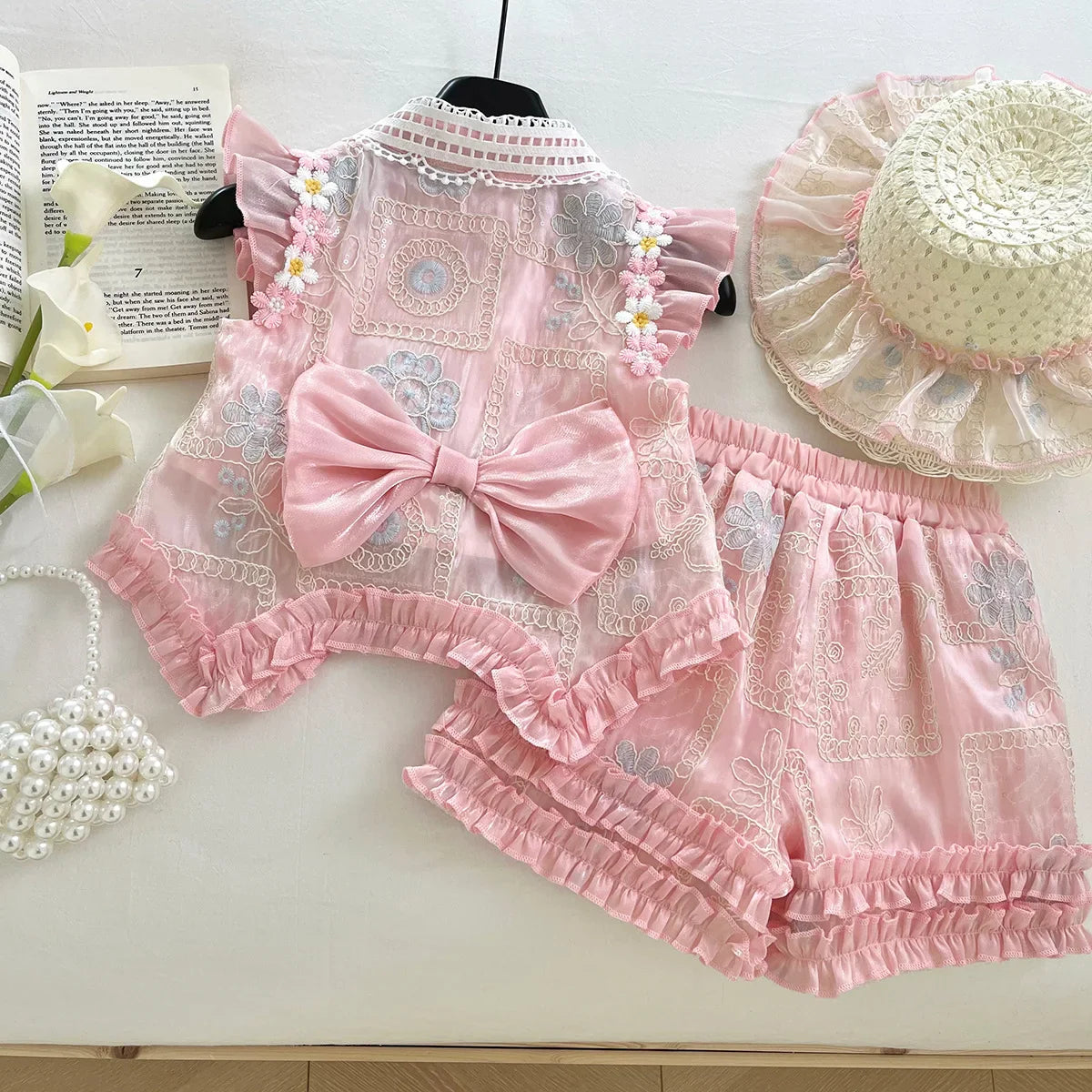 Baby Girls Summer Clothes Sweet Lace Embroidery Flowers 3pcs Sets Tops Shirts+shorts+hat,Kids Children Princess Clothes