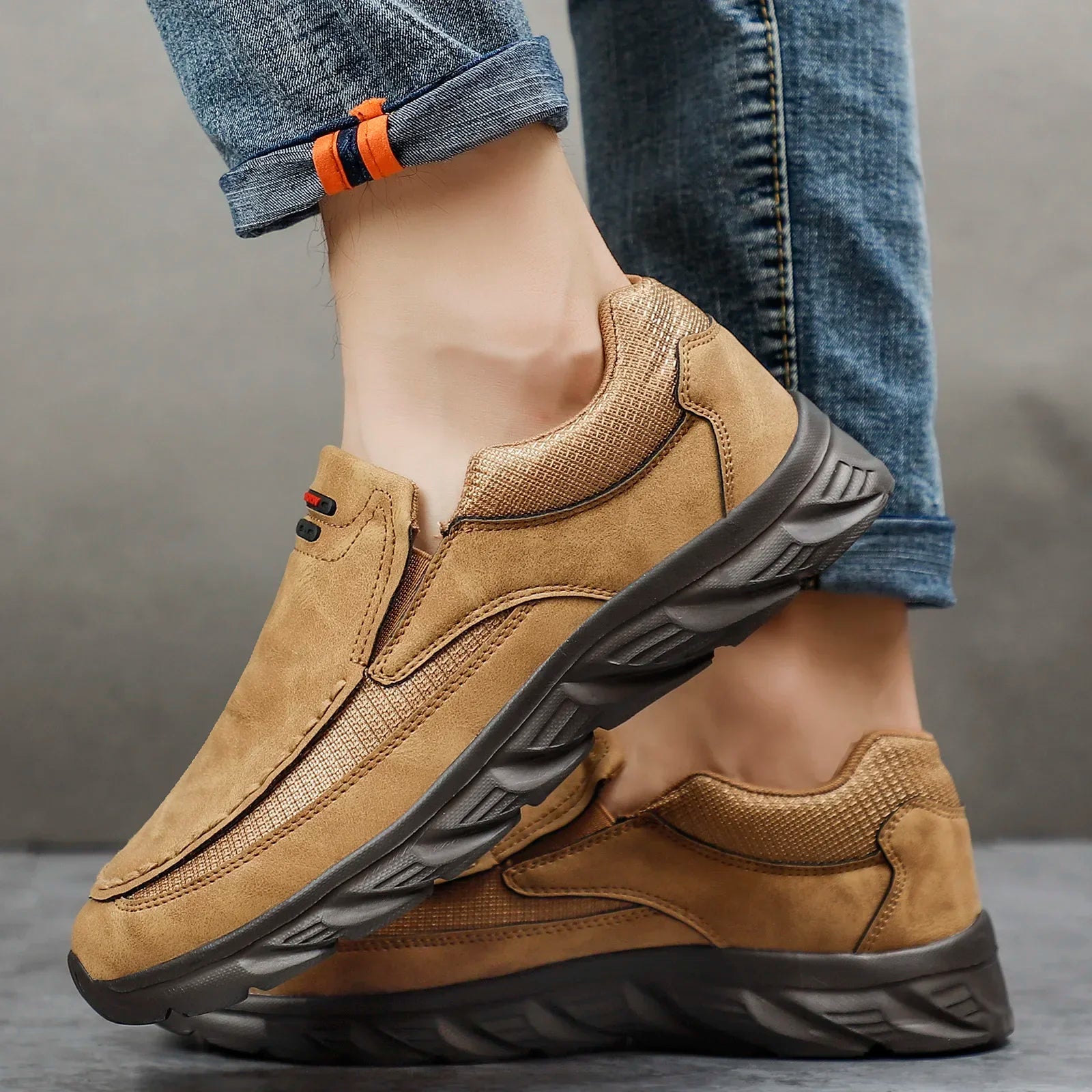 Men Walking Shoes Loafers Sneakers men New Fashion Handmade Retro Leisure Loafers Shoes Zapatos Casuales Hombres Men Shoes