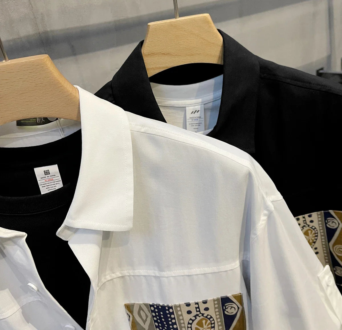 Short Sleeve With Pocket Male Shirts Button Up Print Loose Men's Shirt Fashion 2025 Summer Vintage Tops High Quality Clothing