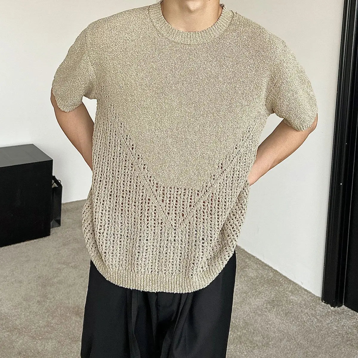 Hollow out short sleeved sweater for men and women, spring and summer new style loose and versatile knitted cardigan top