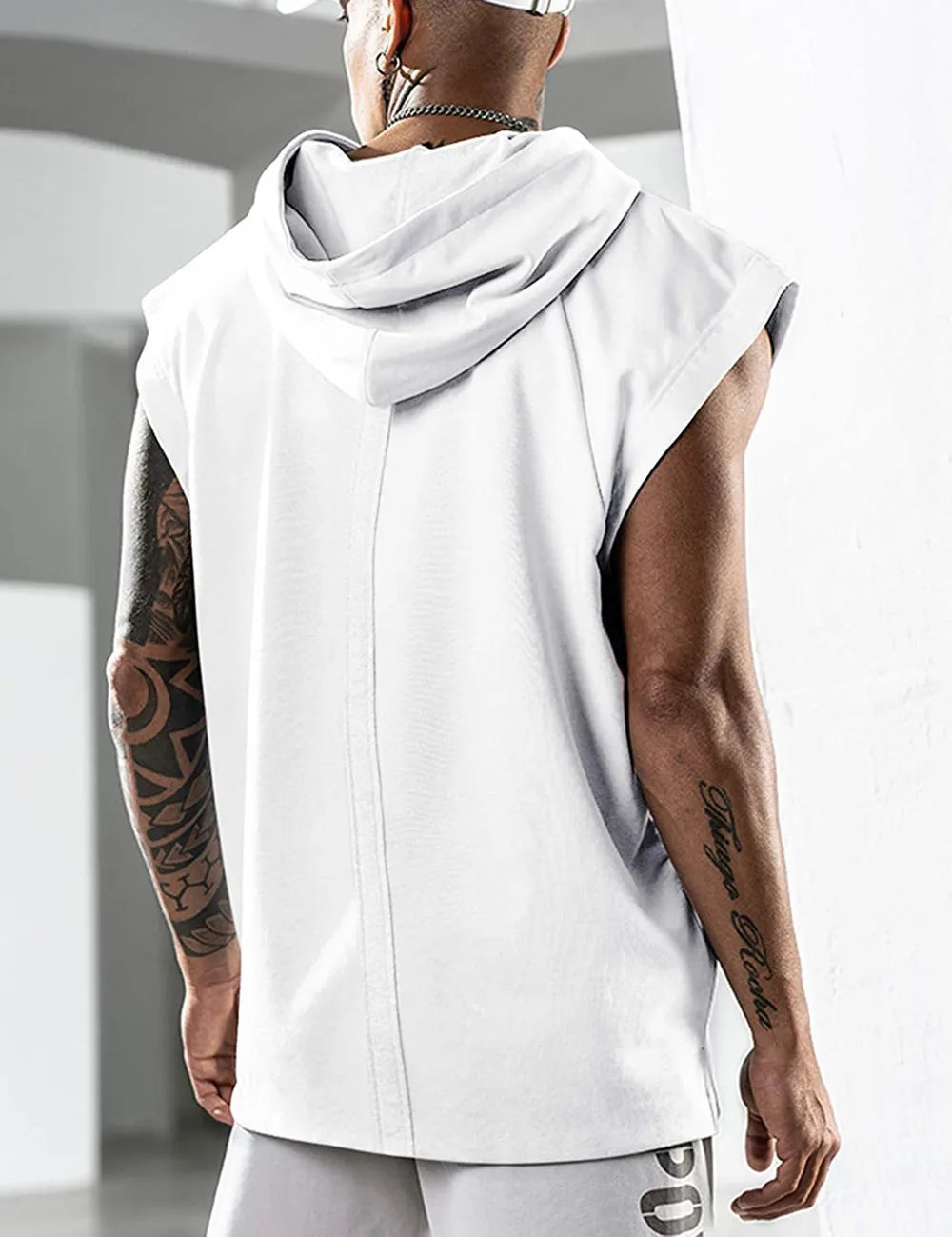 2025 Vest  Hooded Solid Color New Men's Casual Pullover Sports Men's T-shirt Sleeveless Men's Waistcoat Loose