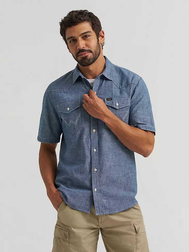Wrangler Men’s Chambray Short Sleeve Shirt