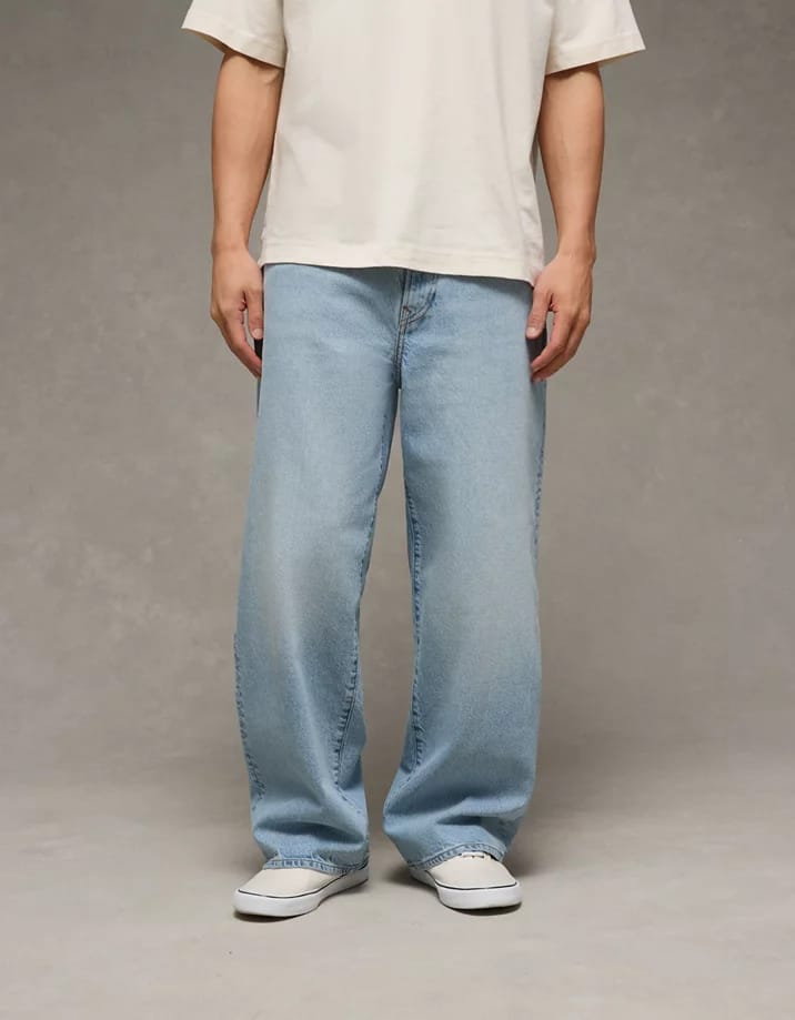 AE EasyFlex Ultra Baggy Jeans – Size 30 & 32 & 34