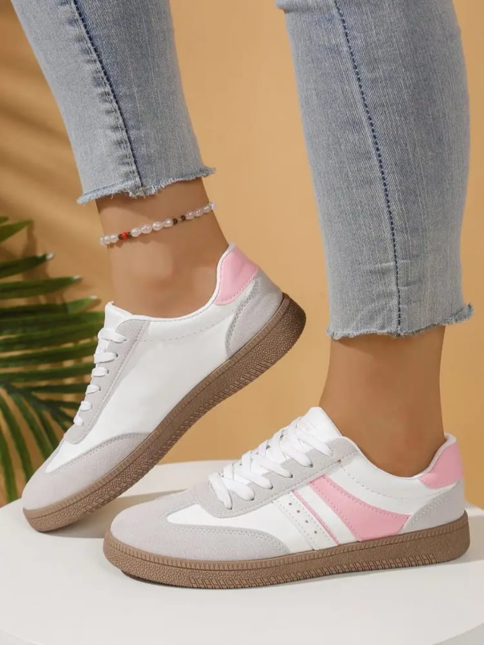 Soft Sole Casual Sports Board Shoes Lace up Lightweight and Casual Running And Comfortable ti Slip Women's Shoe