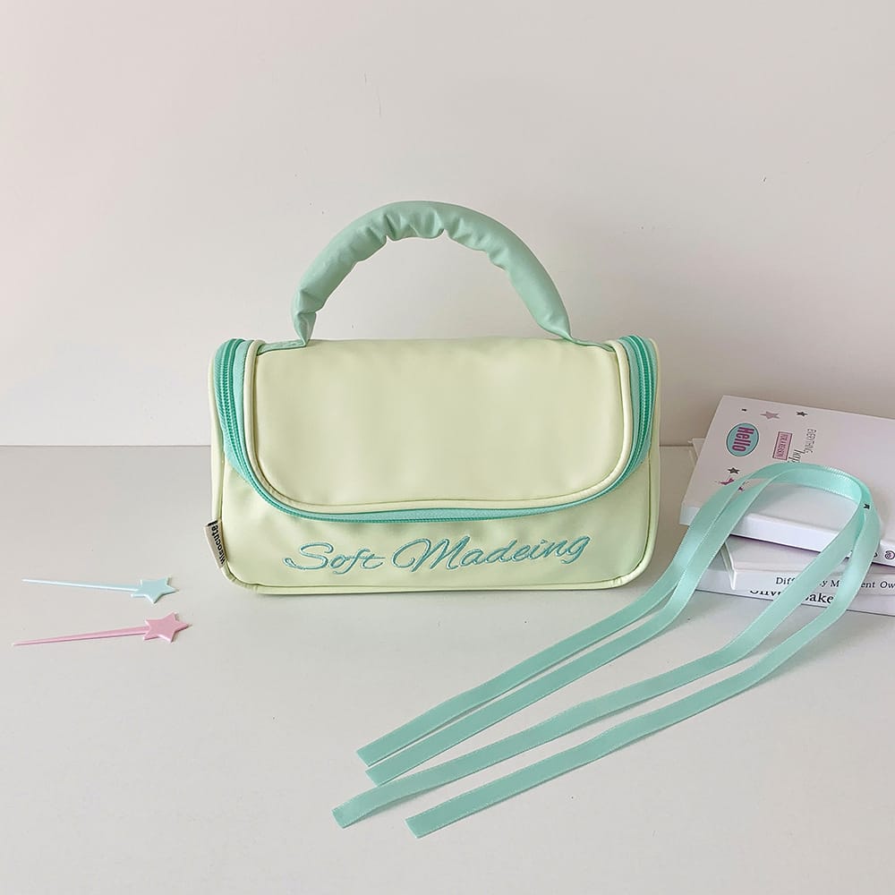 High Beauty Value Cute Girl's Portable Cosmetic Bag