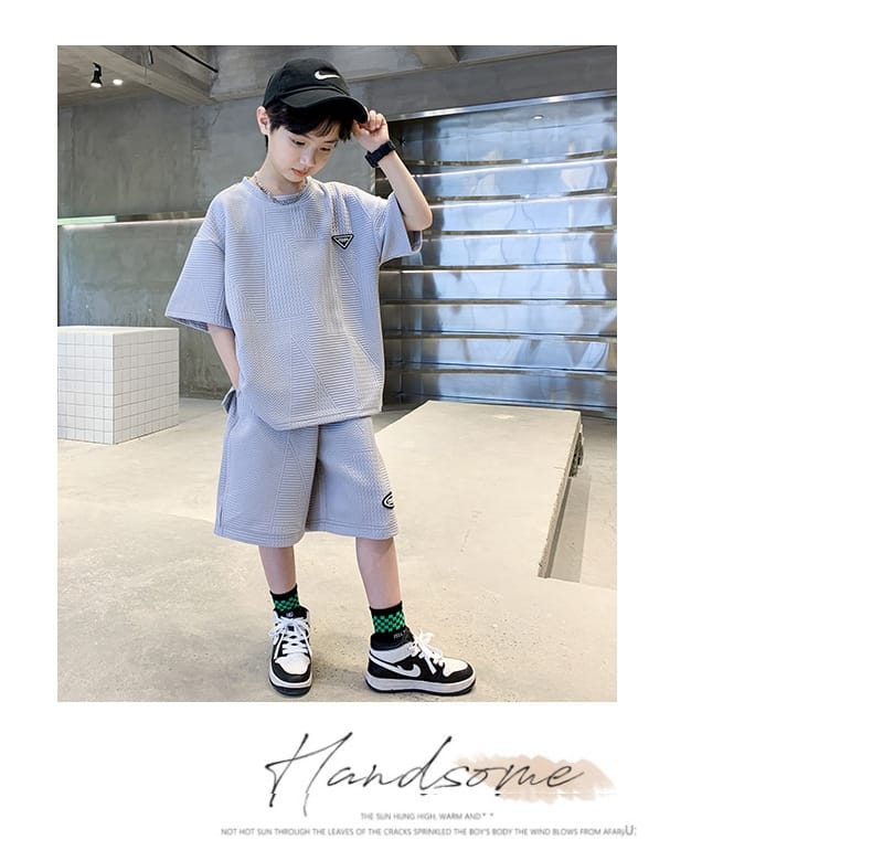 New Teenager Casual Outfits Children Trends Clothes Suits Kids Short Sleeves Tops+Baggy Pants 2Pcs
