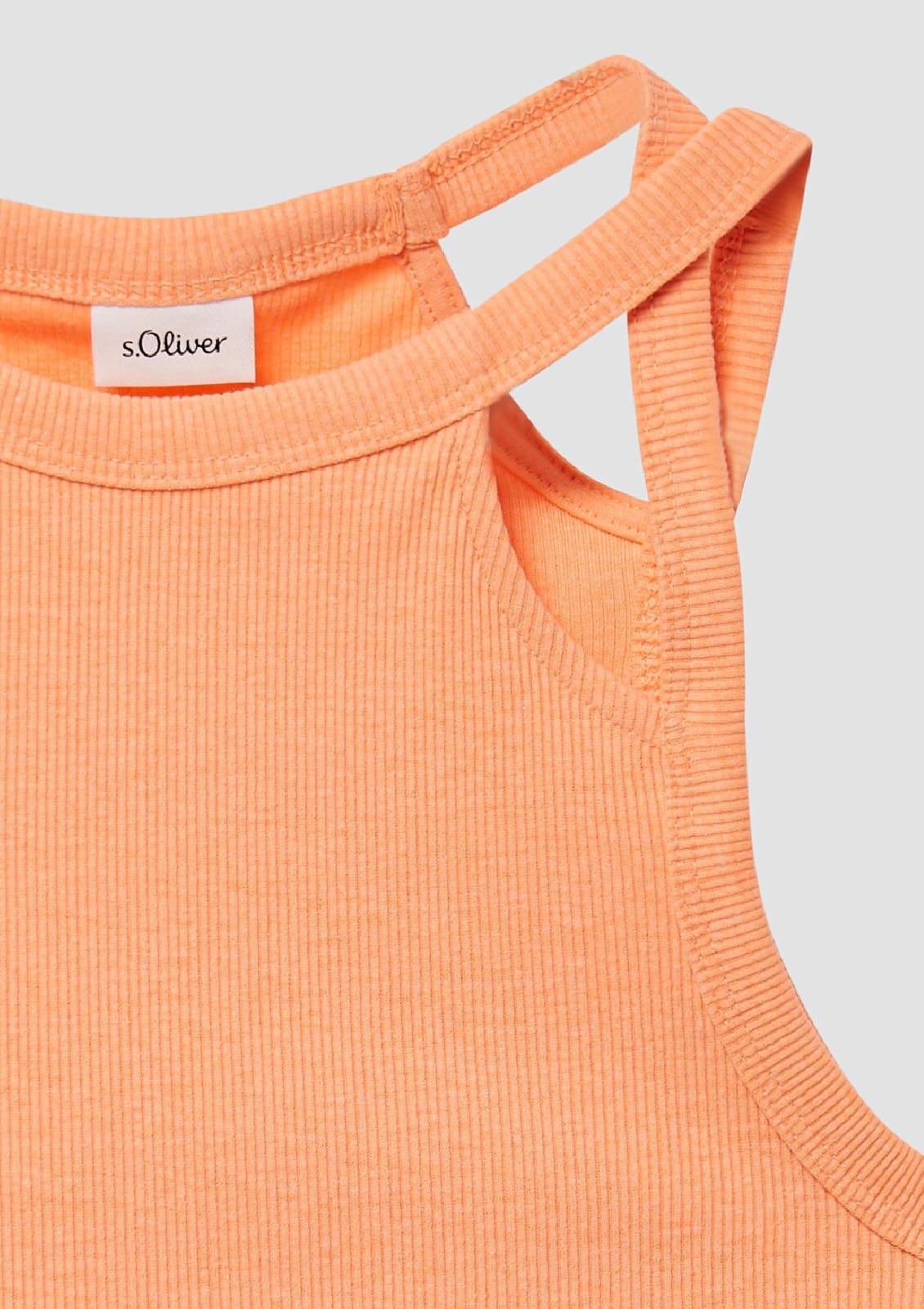 s.Oliver Cropped Ribbed Tank Top – Stylish & Comfortable