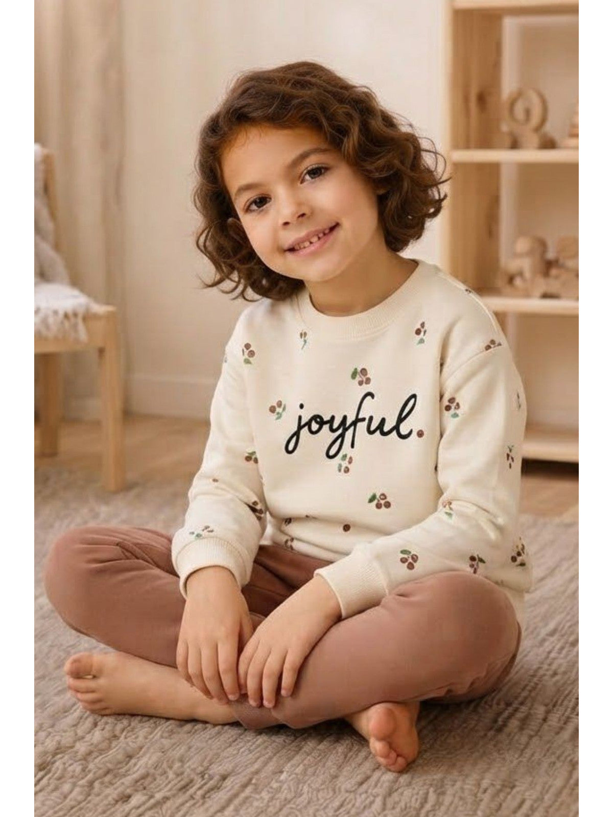 3-4 Years LCW kids Printed Sweatshirt & Trouser Set for Girls Available in stock