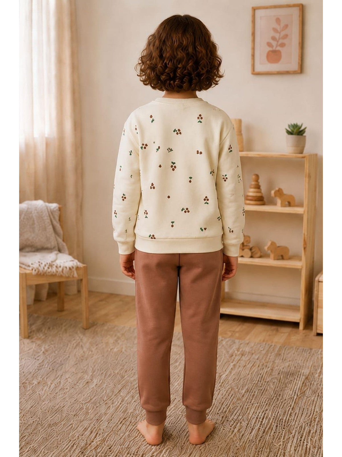 3-4 Years LCW kids Printed Sweatshirt & Trouser Set for Girls Available in stock