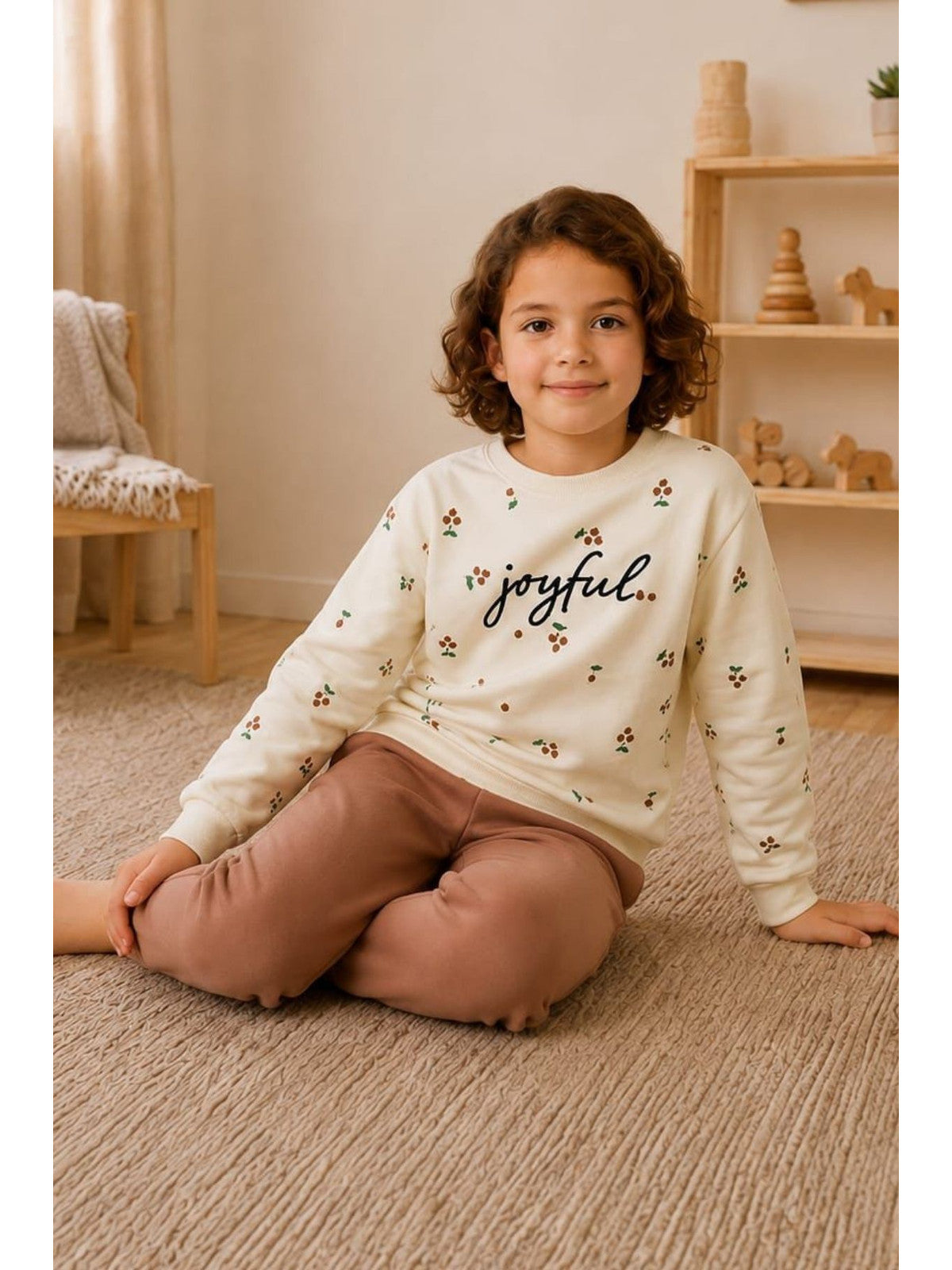 3-4 Years LCW kids Printed Sweatshirt & Trouser Set for Girls Available in stock