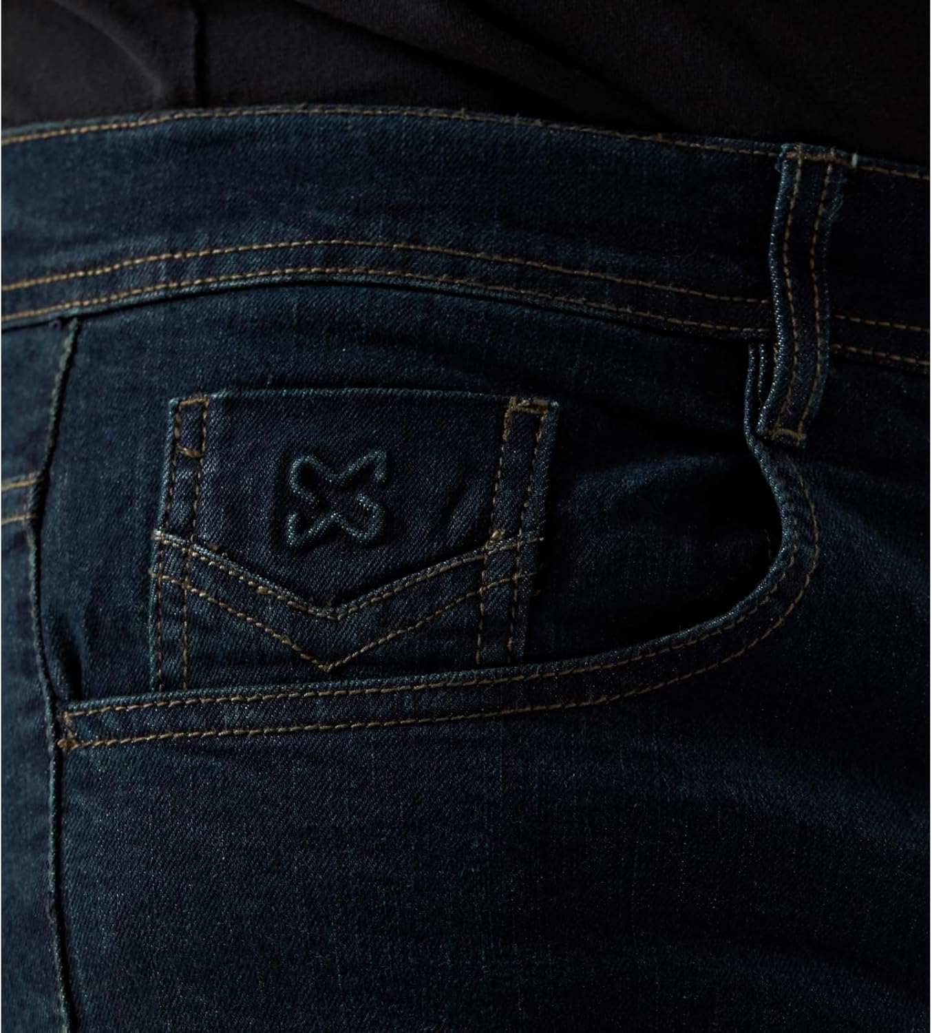 Multi-pocket jeans
