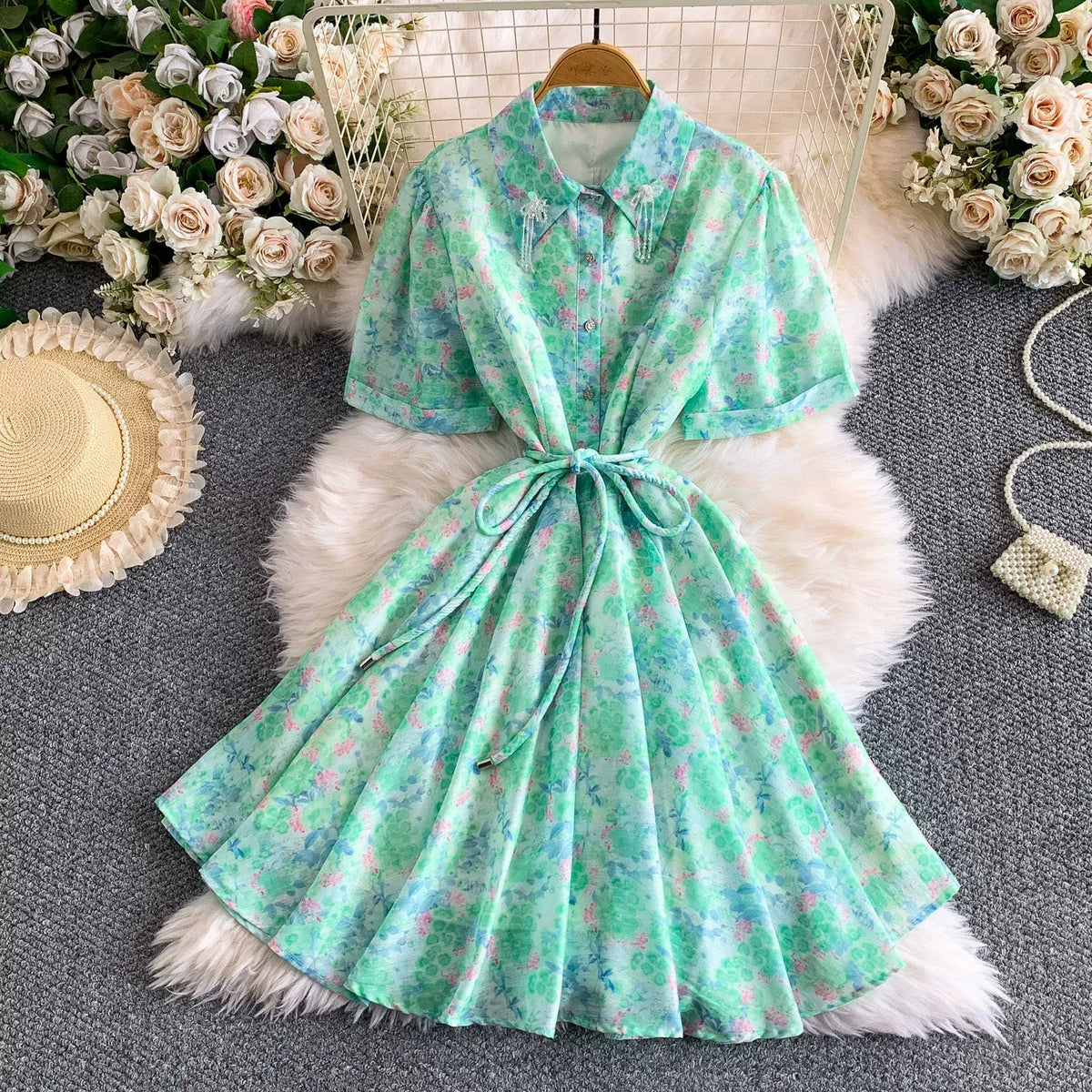 French-style exquisite light luxury age-reducing crystal pendant lapel dress