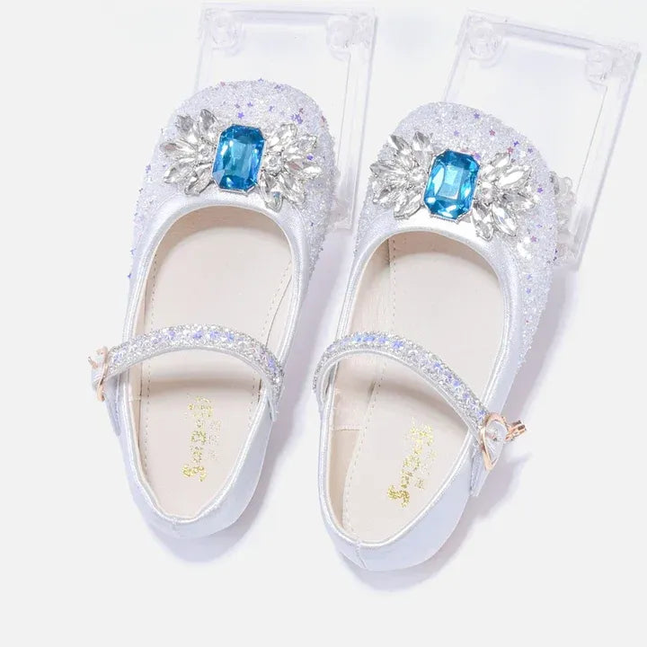 Girl princess shoes in pink and white are suitable for girls' performance dress up, school shoes, children's flower girl perform