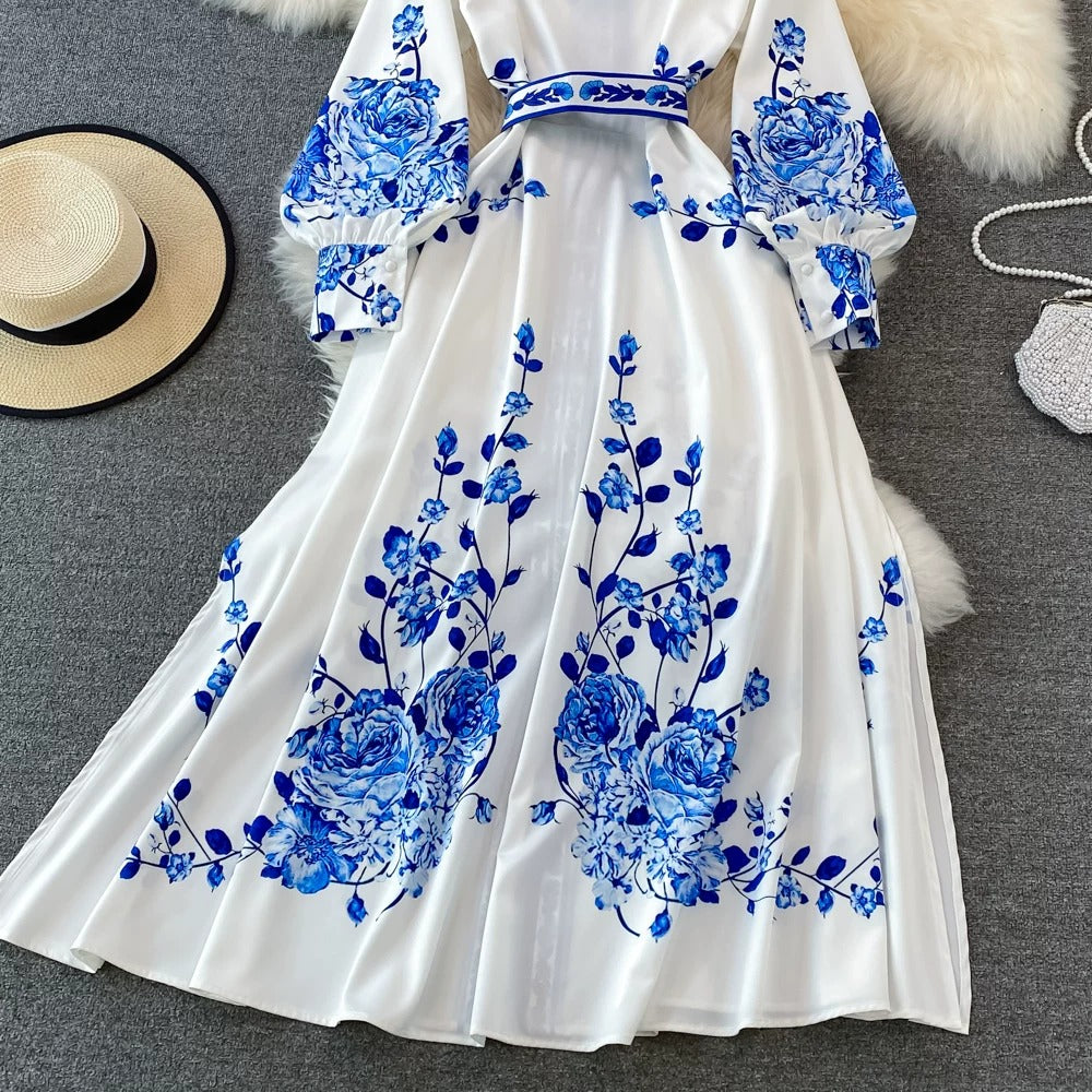 Spring New Arrival: Court Style Blue and White Porcelain Print Stand Collar