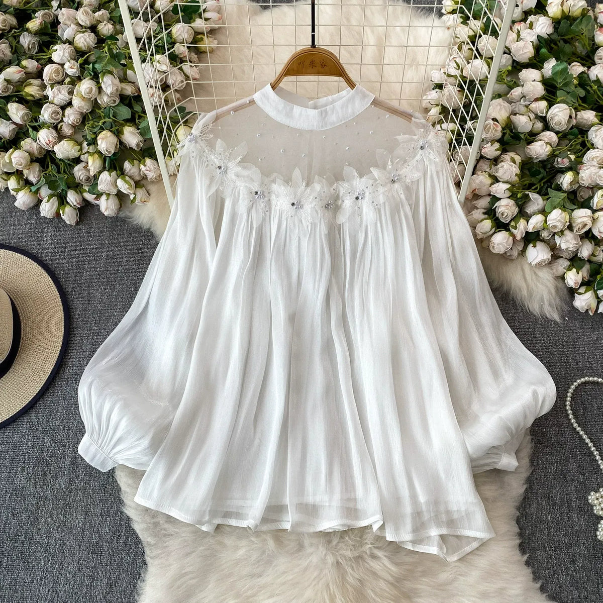 Super cute, sweet, ethereal, three-dimensional floral round neck lantern sleeve blouse for women, high-end and elegant pearlescent mesh shirt