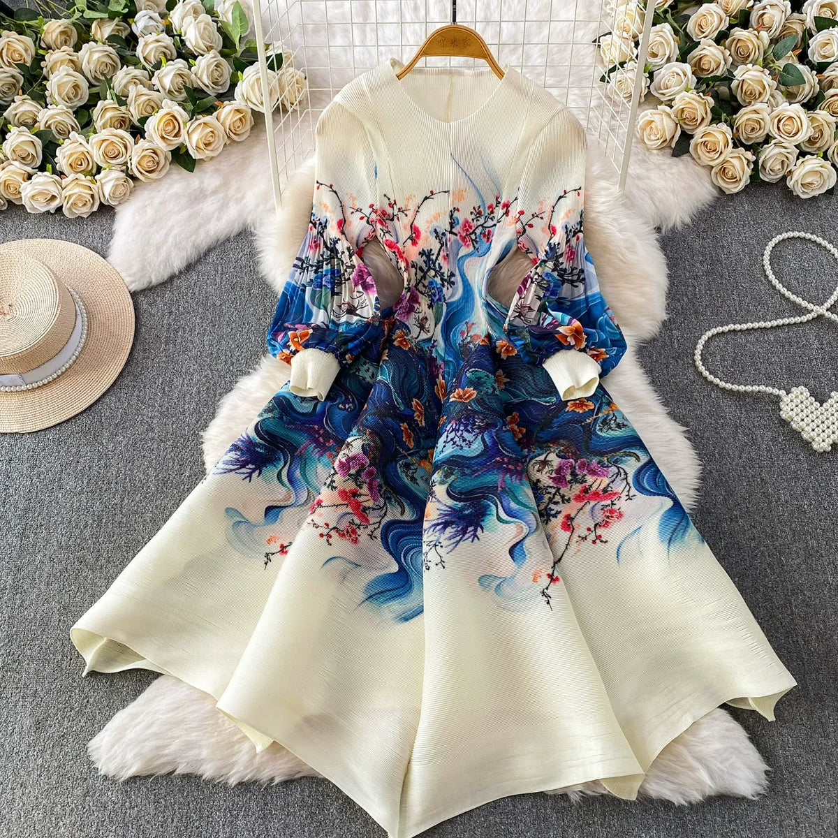 Retro court style lantern sleeve dress for women, light luxury pleated